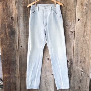 Wrangler High Rise Light Wash Jeans